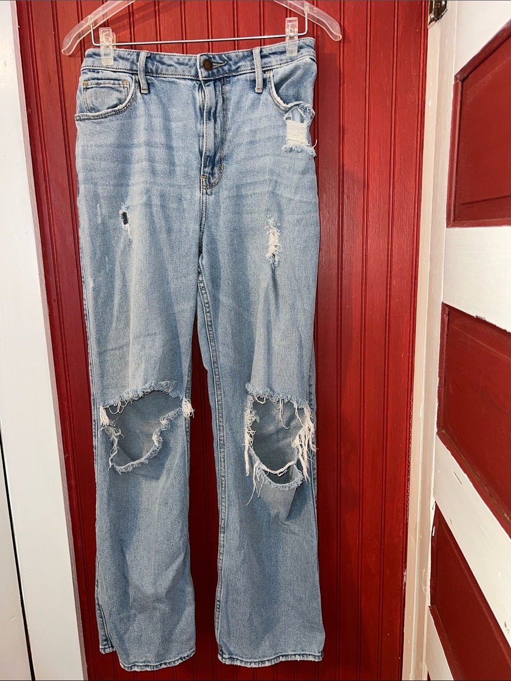 Light Blue Distressed Women’s High Rise Dad Jeans 28x31